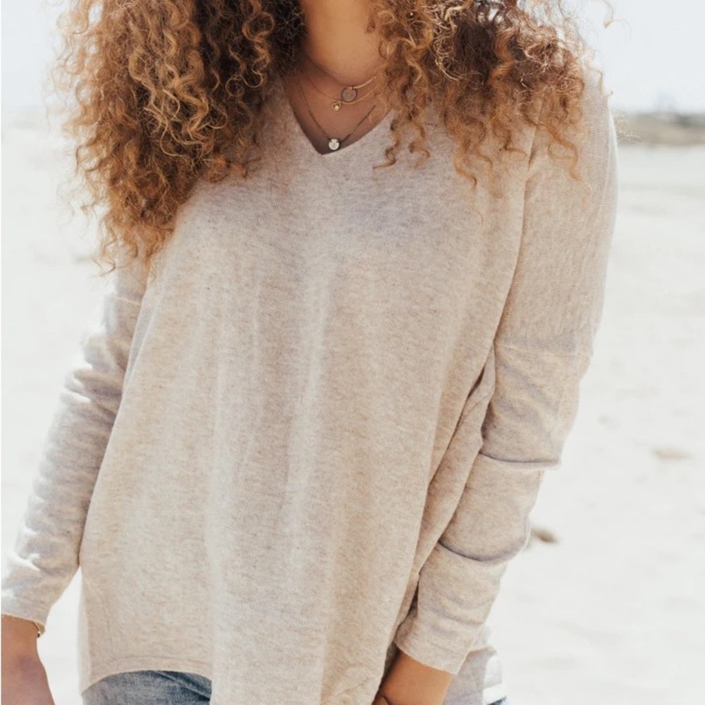 Carly Jean Los Angeles CJLA Rylee Pullover Sweater M/L